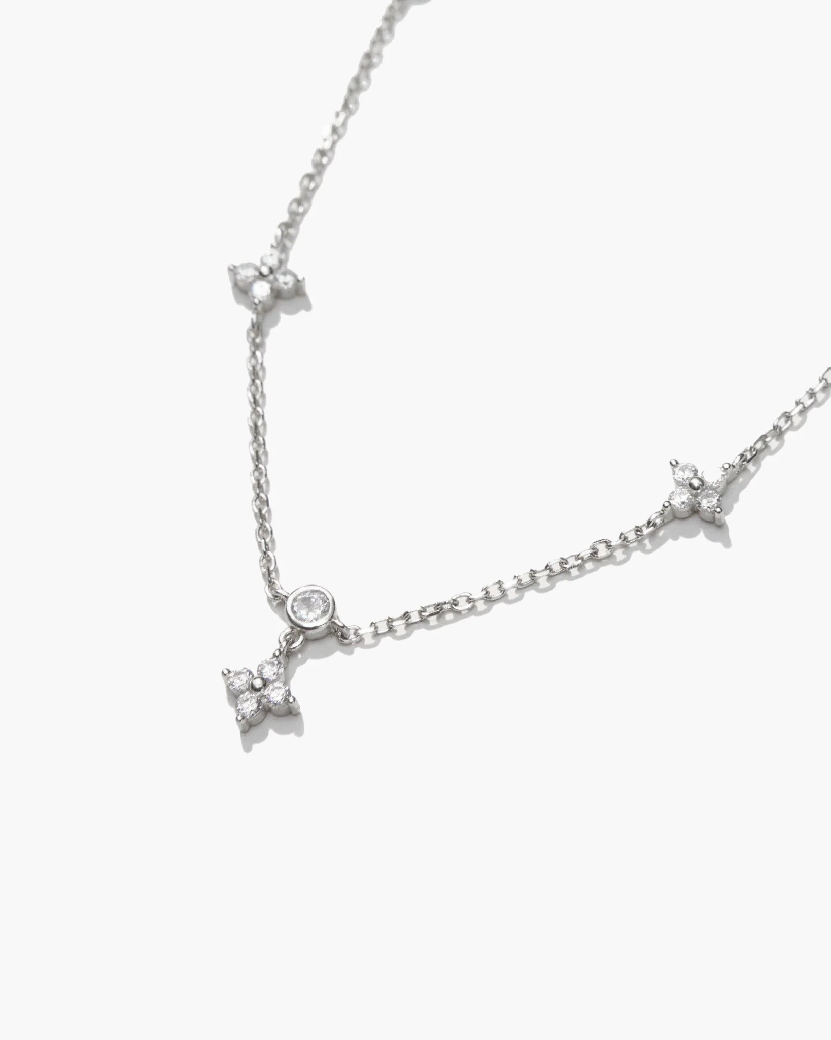 Lucky Clover Necklace in Silver - Image 3